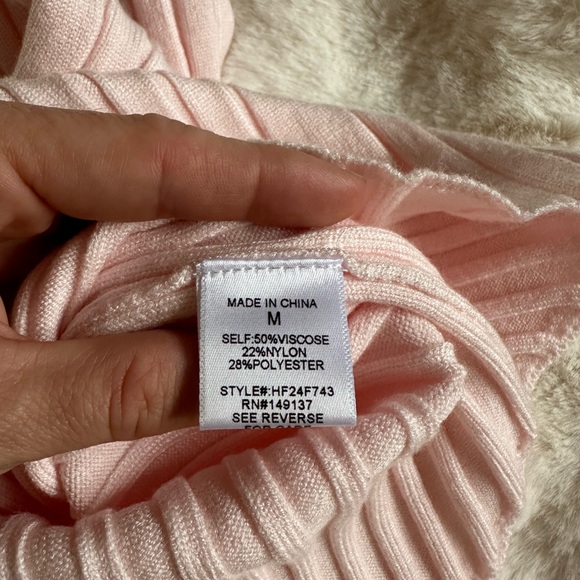 NWT ALTAR’D STATE Ribbed Mockneck - Picture 8 of 8